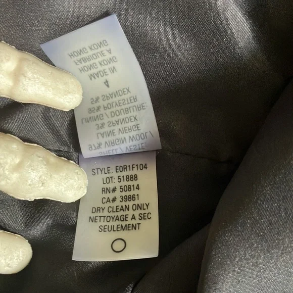 🖤 SOLD 🖤 Black Fitted Wool Blazer Jacket with Lace Trim by Elie Tahari ~ 4 - Picture 14 of 14